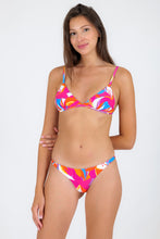 Cargar imagen en el visor de la galería, Model Front: Rio De Sol Bragas Bottom Antelope Leblon
