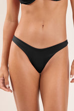 Cargar imagen en el visor de la galería, Gallery: Rio De Sol Bragas Bottom Lava Kai