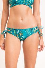 Cargar imagen en el visor de la galería, Gallery: Rio De Sol Bragas Bottom Rain Madrid