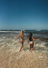 Cargar imagen en el visor de la galería, Image 09: Rio De Sol Bragas Bottom Valley Isla