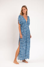 Cargar imagen en el visor de la galería, Image 06: Rio De Sol Vestido De Playa Chuva Long Dress Soleil