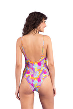 Cargar imagen en el visor de la galería, Model Back: Rio De Sol Una Pieza Dreams Hype