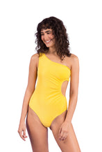Cargar imagen en el visor de la galería, Model Front: Rio De Sol Una Pieza Malibu-Yellow Maeve