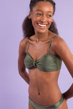Cargar imagen en el visor de la galería, Image 10: Rio De Sol Conjunto Set Croco Bandeau-Joy Essential