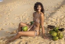 Cargar imagen en el visor de la galería, Image 05: Rio De Sol Conjunto Set Leopard Balconet-Tie Italy