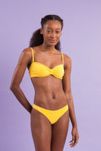 Cargar imagen en el visor de la galería, Image 10: Rio De Sol Conjunto Set Malibu-Yellow Bandeau-Duo Essential