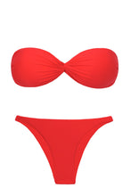 Cargar imagen en el visor de la galería, Product Front: Rio De Sol Conjunto Set Rouge Twist Leblon