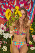 Cargar imagen en el visor de la galería, Image 07: Rio De Sol Conjunto Set Tulip-Garden Halter-Cos Rio-Cos