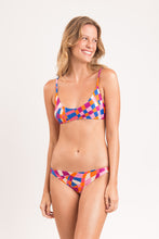 Cargar imagen en el visor de la galería, Model Front: Rio De Sol Sostén Top Funny Bralette