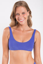 Cargar imagen en el visor de la galería, Gallery: Rio De Sol Sostén Top Malibu-Indigo Bliss