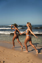 Cargar imagen en el visor de la galería, Image 11: Wednesday In Hawaii By Rio De Sol Sostén Top Pacifica Ana