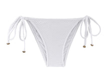 Cargar imagen en el visor de la galería, Product Front: Rio De Sol Bragas Bottom Cloque Branco Balconet

