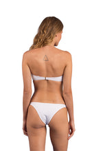 Cargar imagen en el visor de la galería, Model Back: Rio De Sol Sostén Top Bora-White Bandeau-Joy
