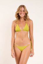 Cargar imagen en el visor de la galería, Model Front: Rio De Sol Conjunto Set Fluity-Abacateiro Tri-Inv Lacinho
