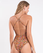 Cargar imagen en el visor de la galería, Image 05: Rio De Sol Una Pieza Bouquet Julia
