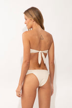 Cargar imagen en el visor de la galería, Model Back: Rio De Sol Conjunto Set Malibu-Natural Mavi Baobi

