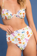 Cargar imagen en el visor de la galería, Image 09: Rio De Sol Conjunto Set Countryside Kyra Hotpants
