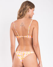 Cargar imagen en el visor de la galería, Image 06: Rio De Sol Conjunto Set Dreamy Bandeau-Crispy Cheeky-Crispy
