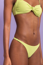 Cargar imagen en el visor de la galería, Image 09: Rio De Sol Conjunto Set Bora-Citrus Bandeau-Joy Leblon-Fio
