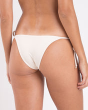 Cargar imagen en el visor de la galería, Image 05: Rio De Sol Bragas Bottom Malibu-Natural Lacinho
