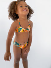 Cargar imagen en el visor de la galería, Model Front: Rio De Sol Traje De Baño De Dos Piezas Para Niña El-Arco Kids
