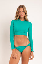 Cargar imagen en el visor de la galería, Model Front: Wednesday In Hawaii By Rio De Sol Sostén Top Valley Reef
