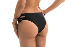 Cargar imagen en el visor de la galería, Image 13: Rio De Sol Bragas Bottom Nero Madrid

