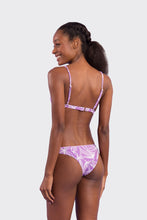 Cargar imagen en el visor de la galería, Model Back: Rio De Sol Sostén Top Trail-Purple Tri-Fixo
