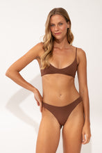 Cargar imagen en el visor de la galería, Image 06: Wednesday In Hawaii By Rio De Sol Sostén Top Coco Hana
