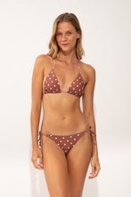 Cargar imagen en el visor de la galería, Model Front: Wednesday In Hawaii By Rio De Sol Bragas Bottom Kiko-Coco Kaleia-Comfy
