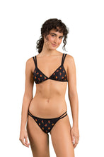 Cargar imagen en el visor de la galería, Model Front: Rio De Sol Bragas Bottom Cashew Mini-Duo

