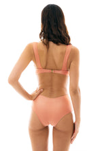 Cargar imagen en el visor de la galería, Model Back: Rio De Sol Una Pieza Trikini Ouro Rosa
