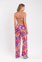 Cargar imagen en el visor de la galería, Model Back: Rio De Sol Pantalones De Playa Funny Wide Pants
