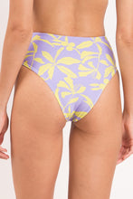 Cargar imagen en el visor de la galería, Image 07: Rio De Sol Bragas Bottom Glow Hotpants
