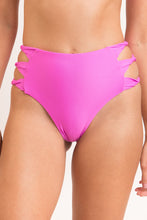 Cargar imagen en el visor de la galería, Gallery: Rio De Sol Bragas Bottom Vita-Pink High-Waist-Spin
