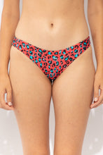 Cargar imagen en el visor de la galería, Gallery: Rio De Sol Bragas Bottom Coral-Feline Essential-Comfy
