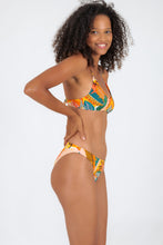 Cargar imagen en el visor de la galería, Image 04: Rio De Sol Conjunto Set El-Arco Bralette Essential-Comfy
