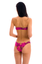 Cargar imagen en el visor de la galería, Model Back: Rio De Sol Sostén Top Roar-Pink Bandeau-Reto
