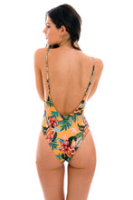 Cargar imagen en el visor de la galería, Model Back: Rio De Sol Una Pieza Lis Hype
