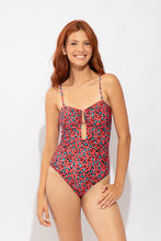 Cargar imagen en el visor de la galería, Model Front: Rio De Sol Una Pieza Coral-Feline Sara-Op
