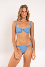 Cargar imagen en el visor de la galería, Model Front: Rio De Sol Conjunto Set Solar-Celeste Zaya Eden
