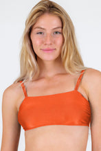 Cargar imagen en el visor de la galería, Gallery: Rio De Sol Sostén Top Paprica Bandeau-Reto
