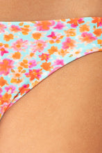 Cargar imagen en el visor de la galería, Model Back: Rio De Sol Bragas Bottom Ditsy-Sky Essential-Comfy
