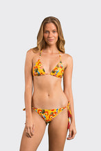 Cargar imagen en el visor de la galería, Model Front: Rio De Sol Conjunto Set Stories Tri-Inv Lacinho
