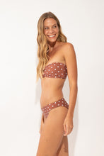 Cargar imagen en el visor de la galería, Image 04: Wednesday In Hawaii By Rio De Sol Bragas Bottom Kiko-Coco Waikiki
