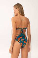 Cargar imagen en el visor de la galería, Model Back: Rio De Sol Sostén Top Luma Mavi
