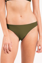 Cargar imagen en el visor de la galería, Bottom Croco Essential-Comfy
