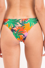 Cargar imagen en el visor de la galería, Bottom Delight Essential
