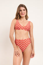 Cargar imagen en el visor de la galería, Bottom Floral-Scales Hotpants
