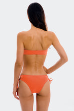 Cargar imagen en el visor de la galería, Bottom Light-Peach Madrid
